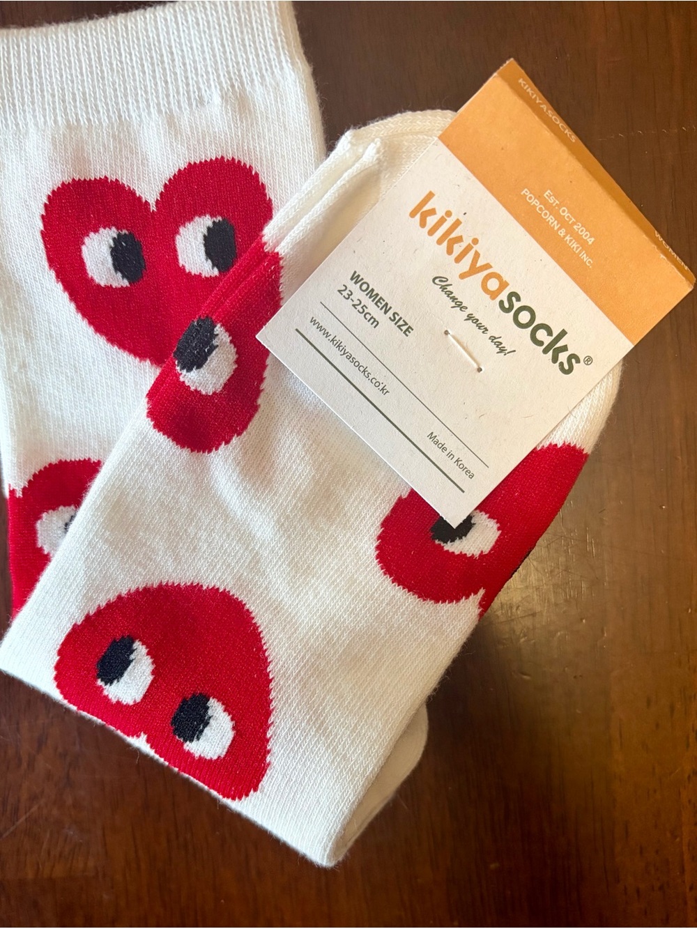 Kikiya Woman’s White Socks with Red Heart Face Design, US Size 6-8